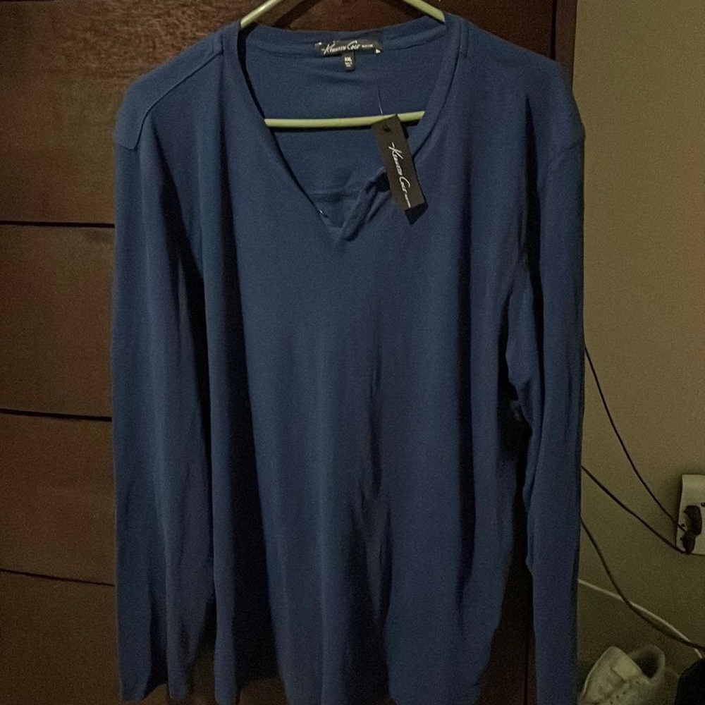 Kenneth Cole long sleeve tshirt